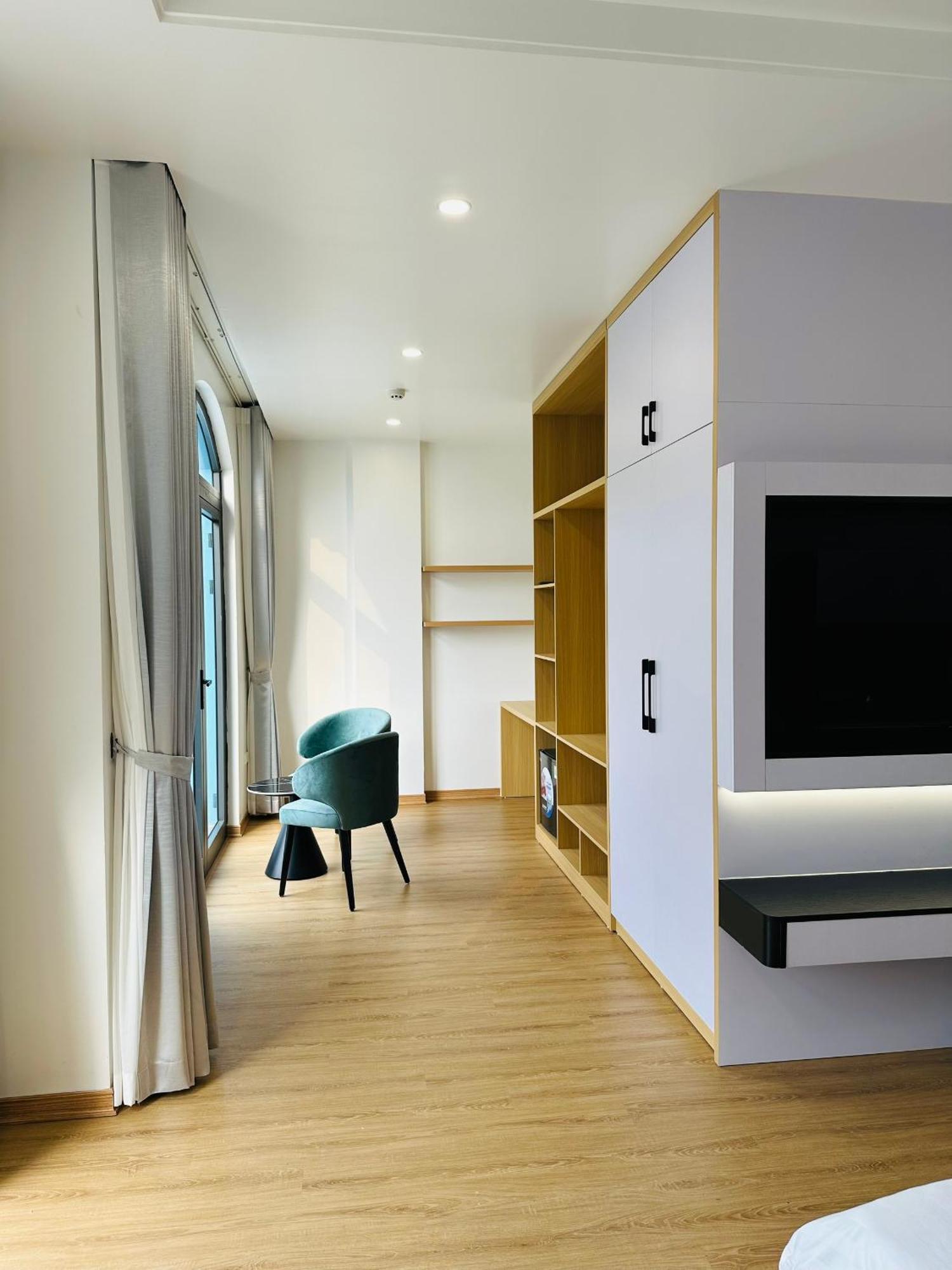 Golden Sea Hotel *** Дошон Экстерьер фото